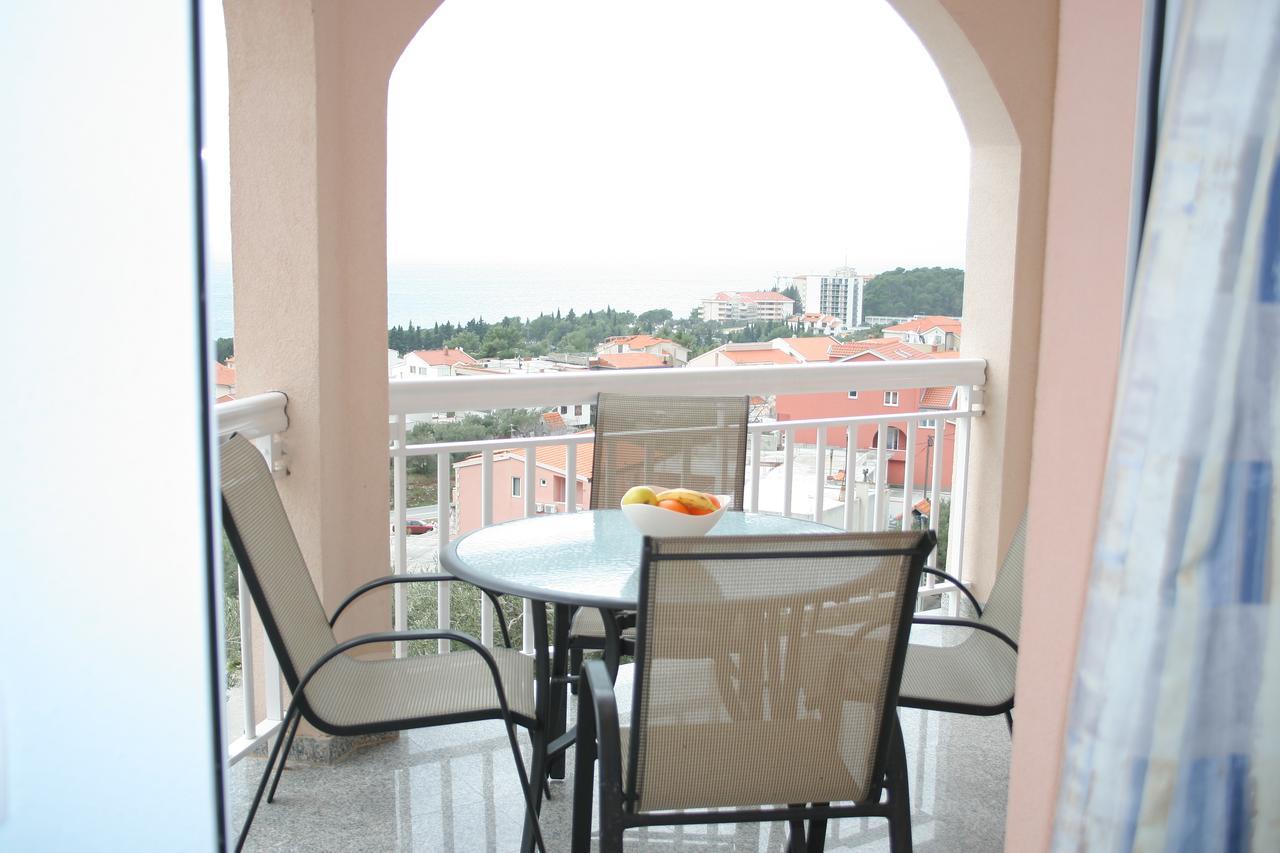 Apartments Simovic Tučepi Zewnętrze zdjęcie